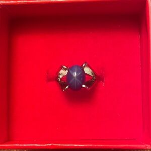 Elegant Sterling Silver Blue Star Sapphire Ring size 4